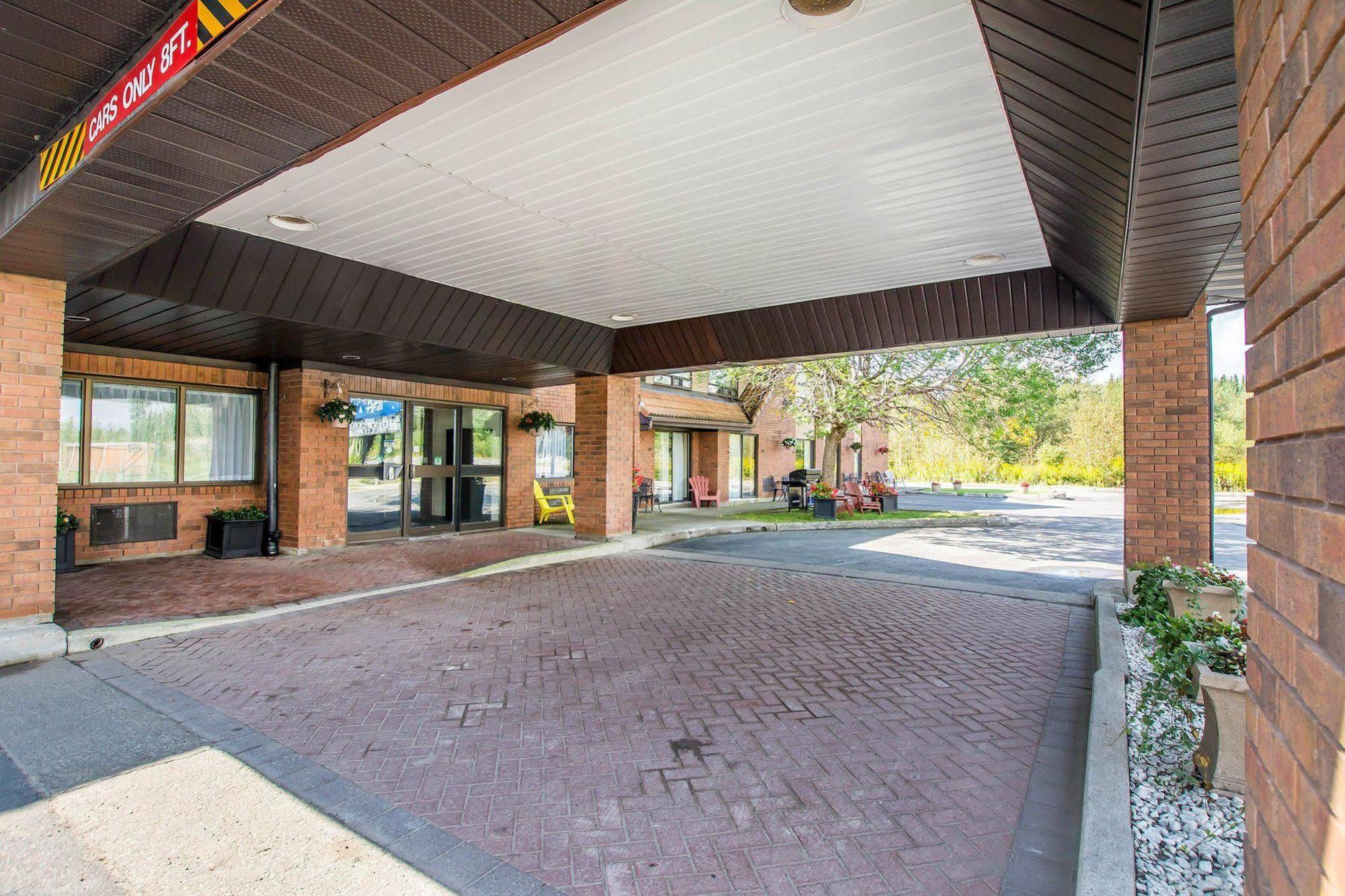 Comfort Inn Kirkland Lake Ngoại thất bức ảnh